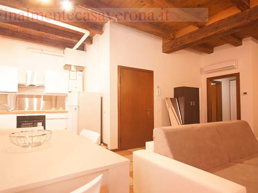 Immagine 5 di Appartamento in affitto  in Via Ognissanti 9 a Verona