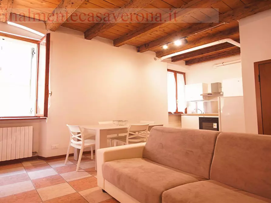 Immagine 10 di Appartamento in affitto  in Via Ognissanti 9 a Verona