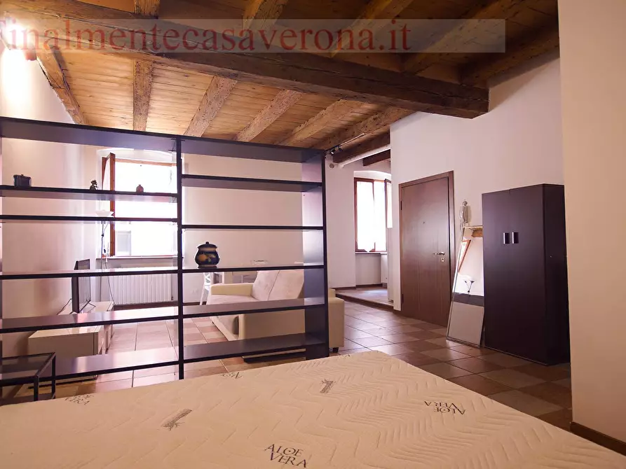 Immagine 2 di Appartamento in affitto  in Via Ognissanti 9 a Verona