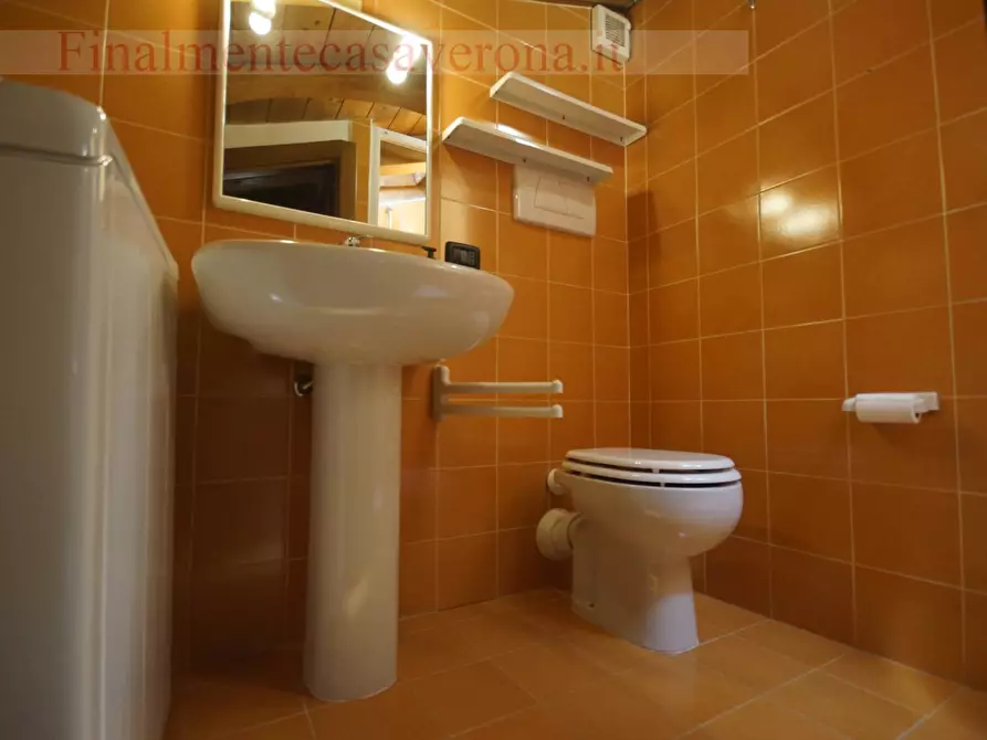 Immagine 15 di Appartamento in affitto  in Stradone Antonio Provolo 7 a Verona