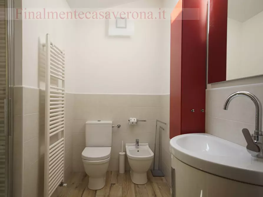 Immagine 21 di Appartamento in affitto  in Via Santa Felicita 19 a Verona