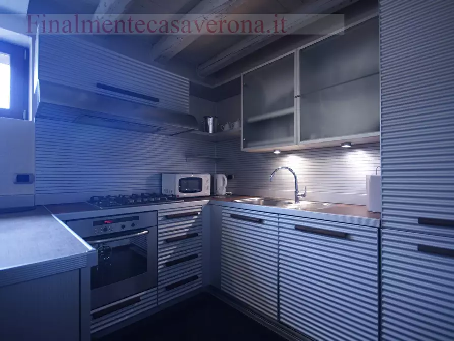 Immagine 8 di Appartamento in affitto  in Piazza Mura Gallieno 143 a Verona