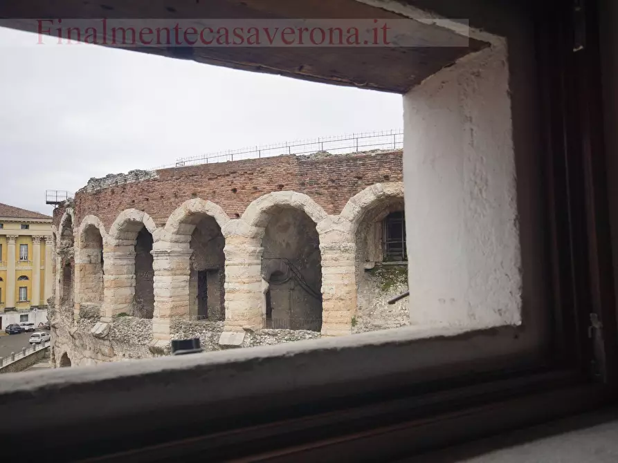Immagine 12 di Appartamento in affitto  in Piazza Mura Gallieno 143 a Verona