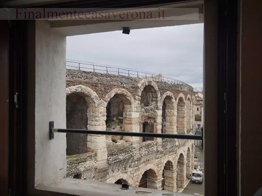 Immagine 13 di Appartamento in affitto  in Piazza Mura Gallieno 143 a Verona