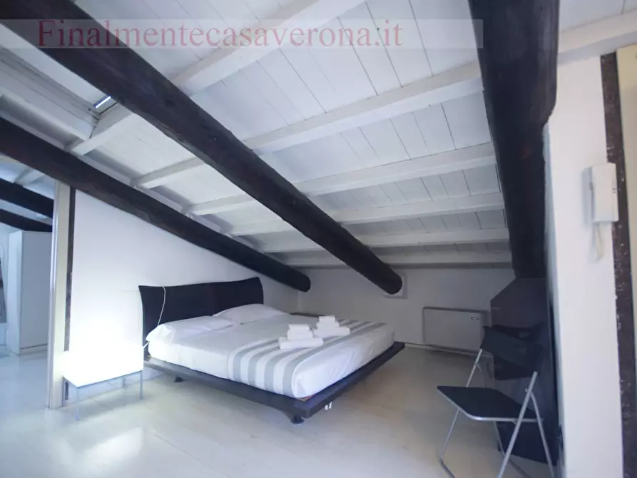 Immagine 15 di Appartamento in affitto  in Piazza Mura Gallieno 143 a Verona