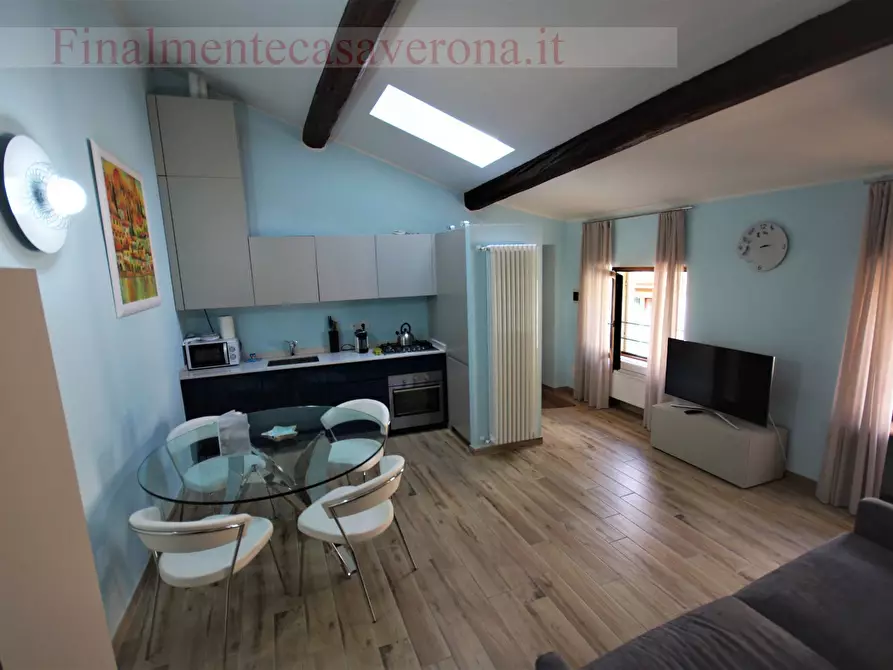 Immagine 2 di Appartamento in affitto  in Via Ponte Pietra 2 a Verona