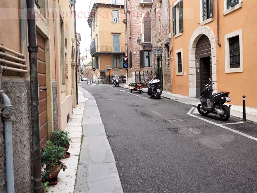 Immagine 18 di Appartamento in affitto  in Via Ponte Pietra 2 a Verona