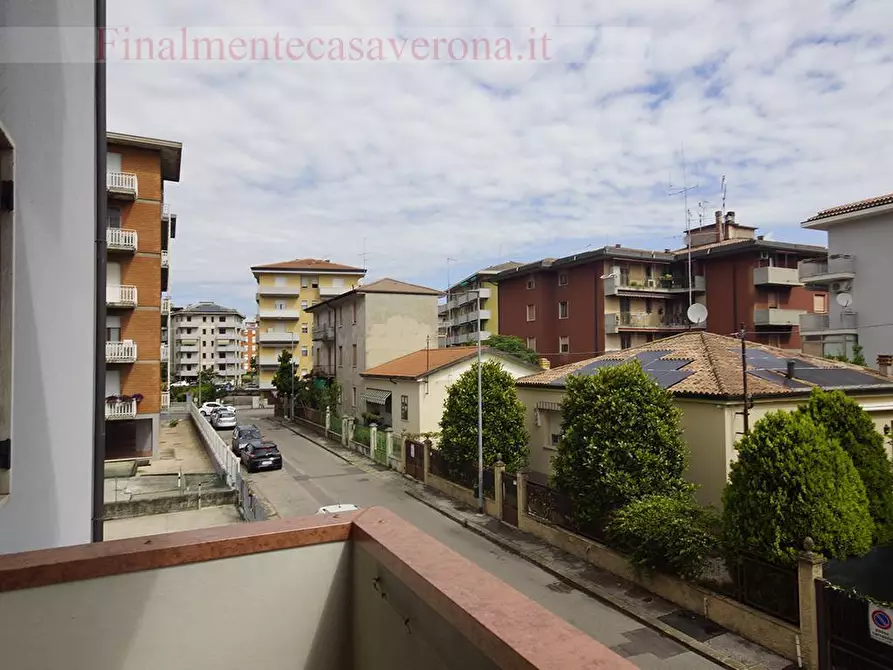 Immagine 10 di Appartamento in affitto  in Via Tebaldi 5 a Verona