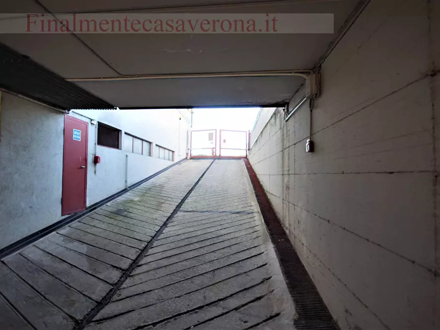 Immagine 7 di Box auto in affitto  in Via Luigi  Pirandello 21 a Verona