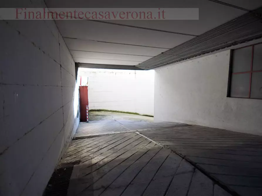 Immagine 9 di Box auto in affitto  in Via Luigi  Pirandello 21 a Verona
