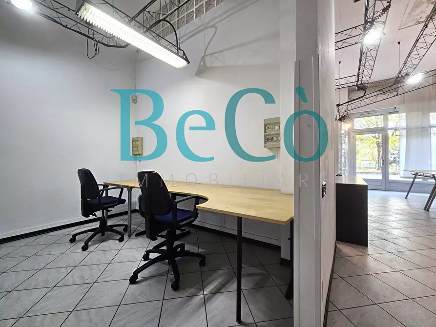 Immagine 9 di Ufficio in affitto  in via jannozzi 42 a San Donato Milanese