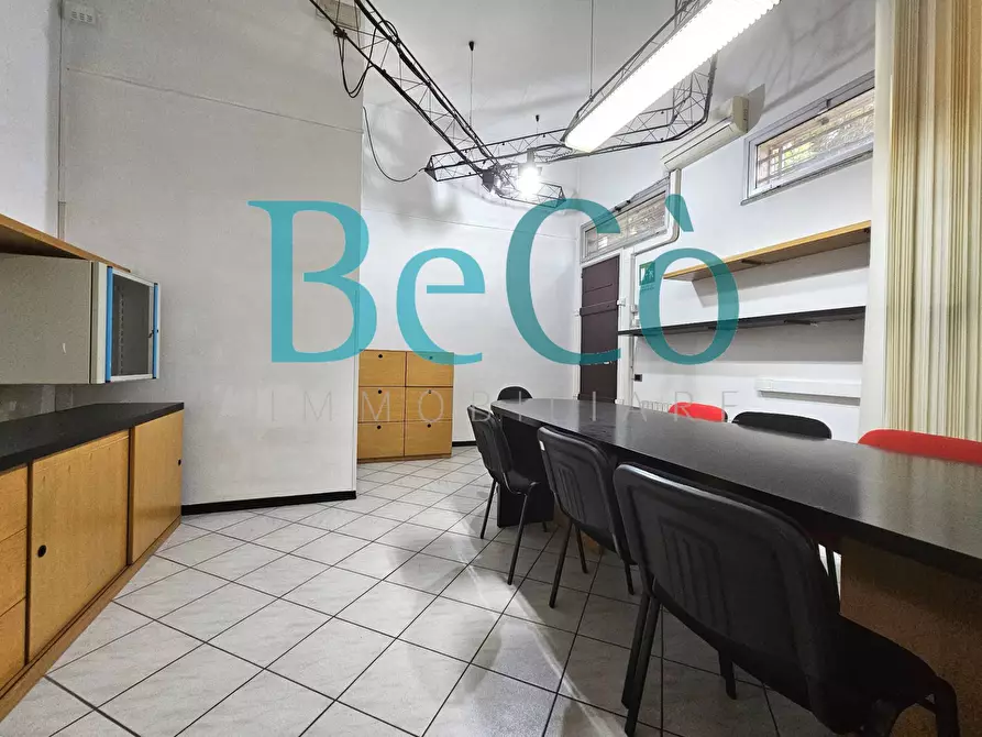 Immagine 10 di Ufficio in affitto  in via jannozzi 42 a San Donato Milanese