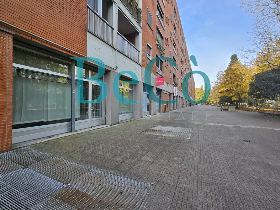 Immagine 12 di Ufficio in affitto  in via jannozzi 42 a San Donato Milanese