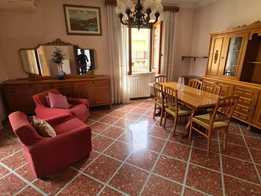 Immagine 2 di Appartamento in vendita  in via farense 152 a Fara In Sabina