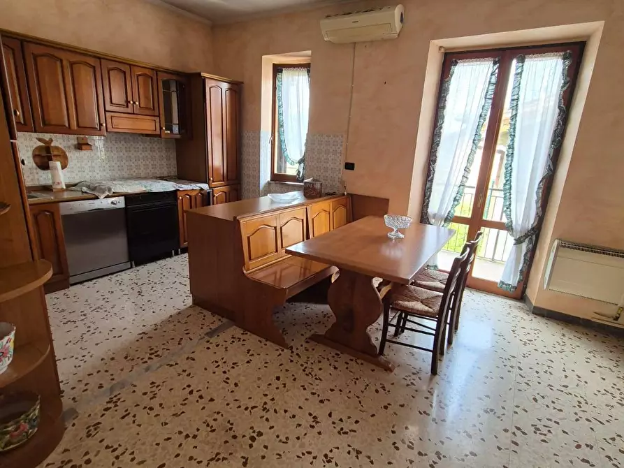 Immagine 4 di Appartamento in vendita  in via farense 152 a Fara In Sabina