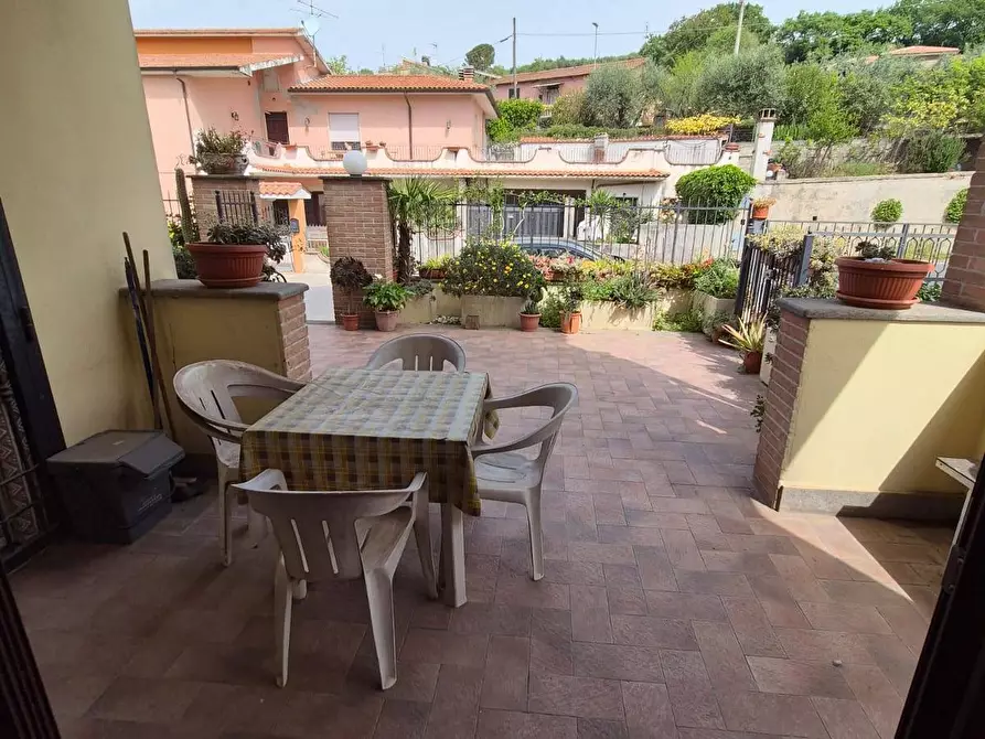 Immagine 6 di Appartamento in vendita  in via farense 152 a Fara In Sabina