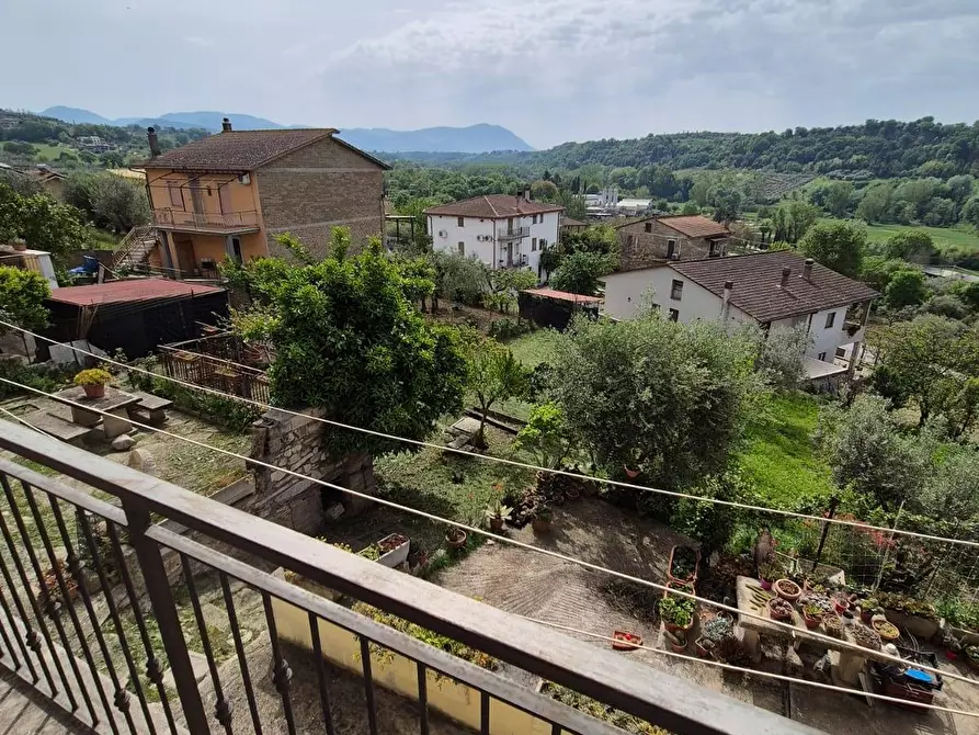 Immagine 13 di Appartamento in vendita  in via farense 152 a Fara In Sabina