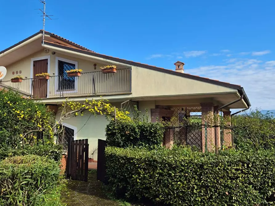 Immagine 8 di Appartamento in affitto  in Strada dei Cavalli 38 a Fara In Sabina