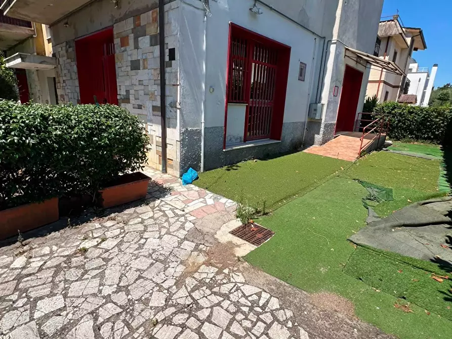 Immagine 1 di Agriturismo in vendita  in Via Furio Camillo 39 a Fara In Sabina