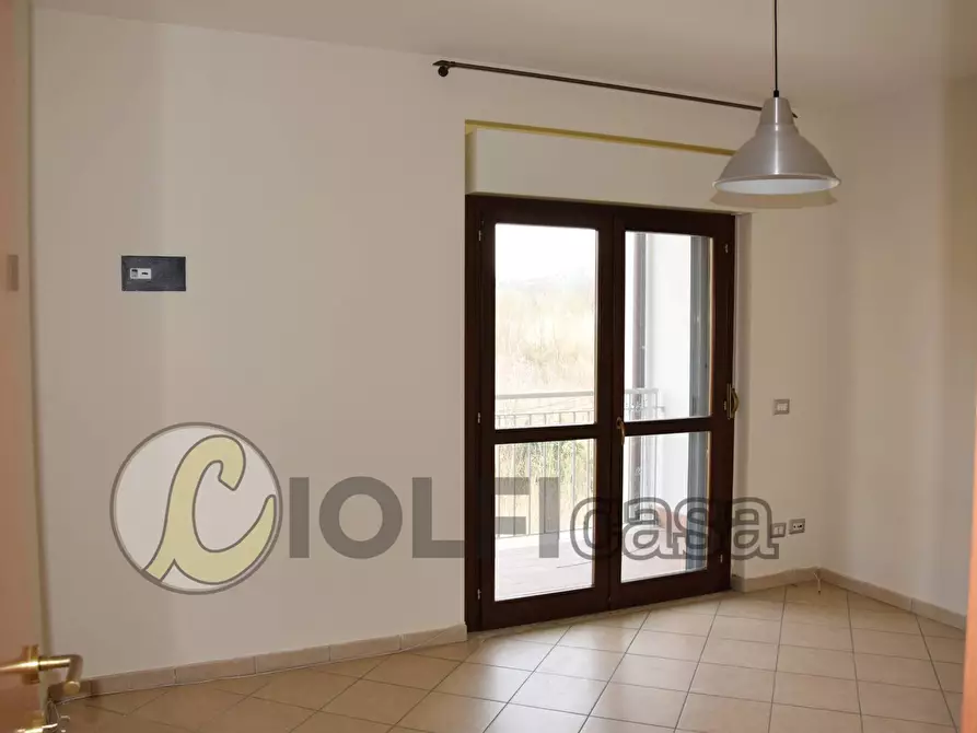 Immagine 9 di Appartamento in affitto  5 a Cassino