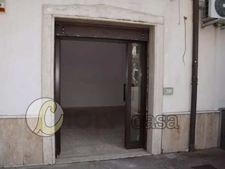 Immagine 1 di Locale commerciale in affitto  13 a Cassino