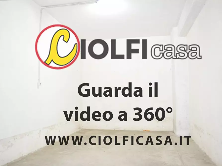 Immagine 3 di Box auto in vendita  snc a Cassino