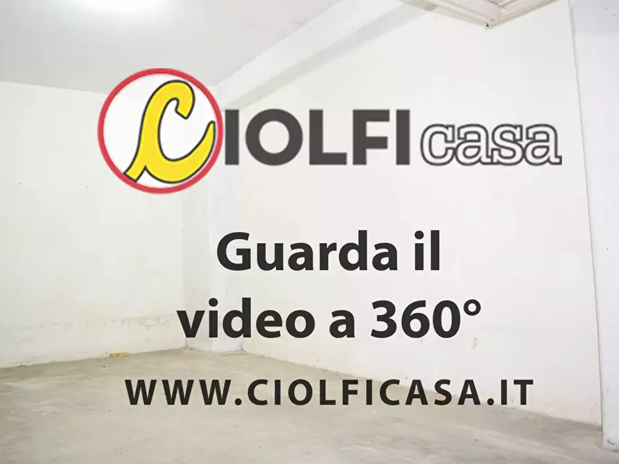 Immagine 5 di Box auto in vendita  snc a Cassino