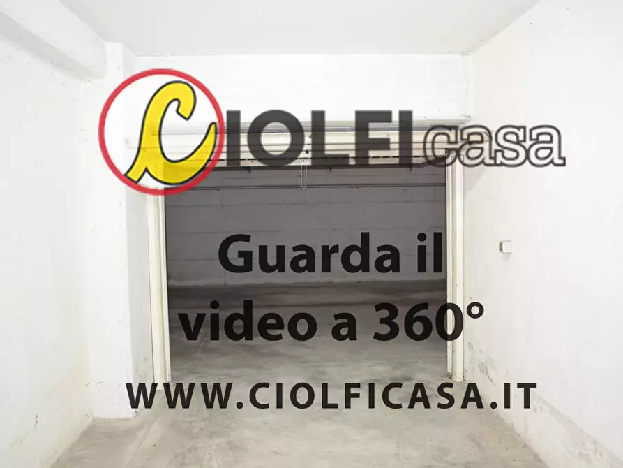 Immagine 7 di Box auto in vendita  snc a Cassino