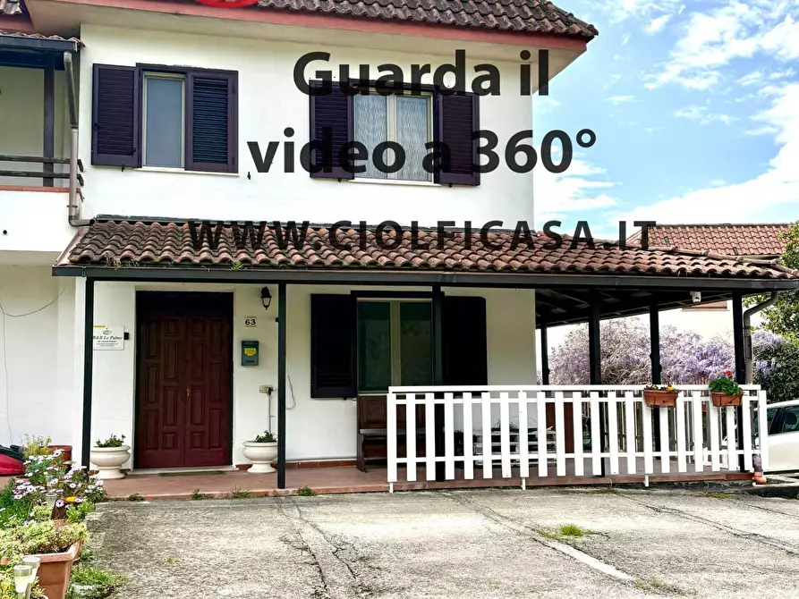 Immagine 1 di Villa in vendita  a Cassino