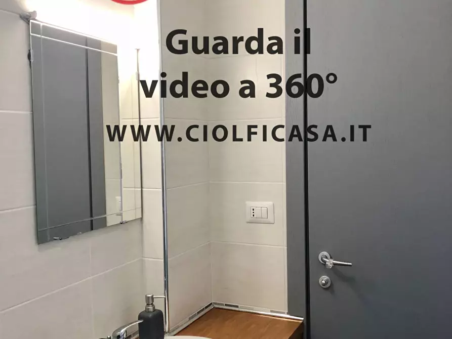 Immagine 10 di Villa in vendita  a Cassino