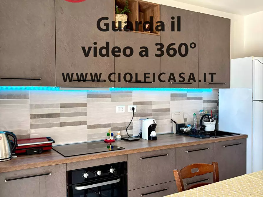 Immagine 42 di Villa in vendita  a Cassino