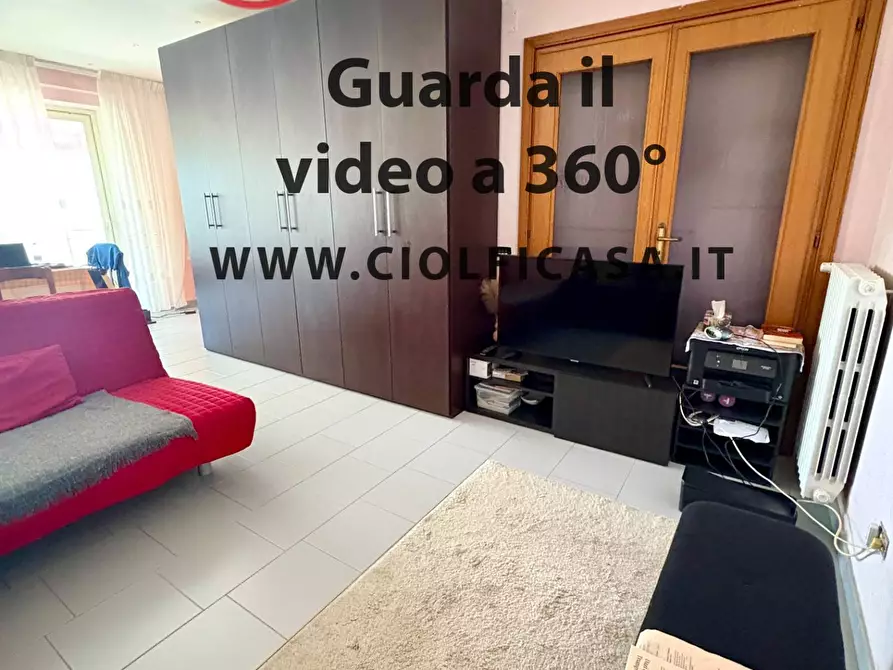 Immagine 47 di Villa in vendita  a Cassino