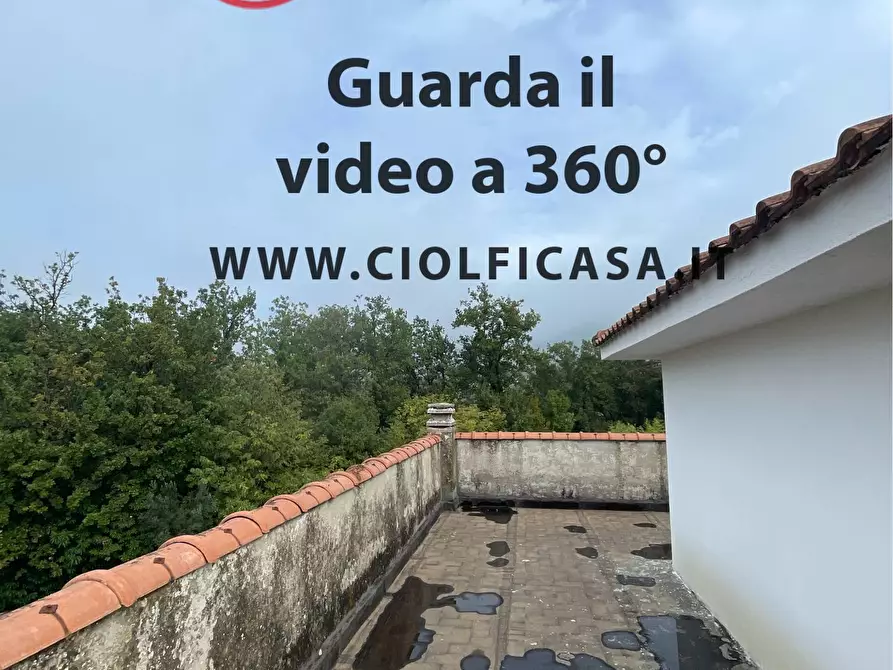 Immagine 50 di Villa in vendita  a Cassino
