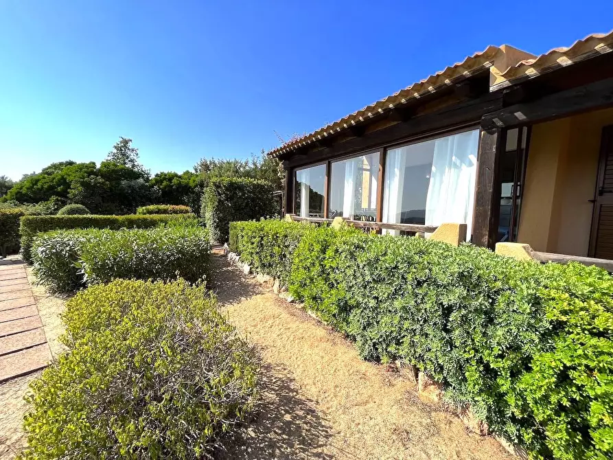 Immagine 26 di Villetta a schiera in vendita  a Trinità D'agultu E Vignola