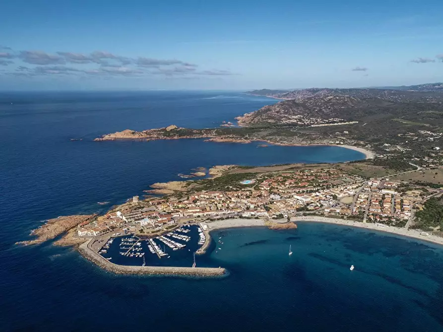 Immagine 23 di Villetta a schiera in vendita  a Trinità D'agultu E Vignola
