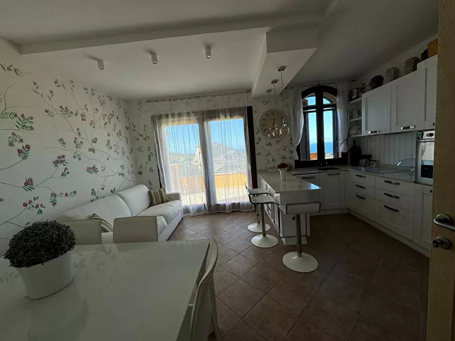 Immagine 2 di Appartamento in vendita  a Castelsardo