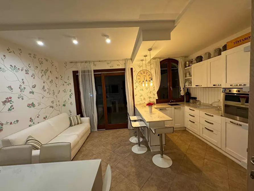 Immagine 8 di Appartamento in vendita  a Castelsardo