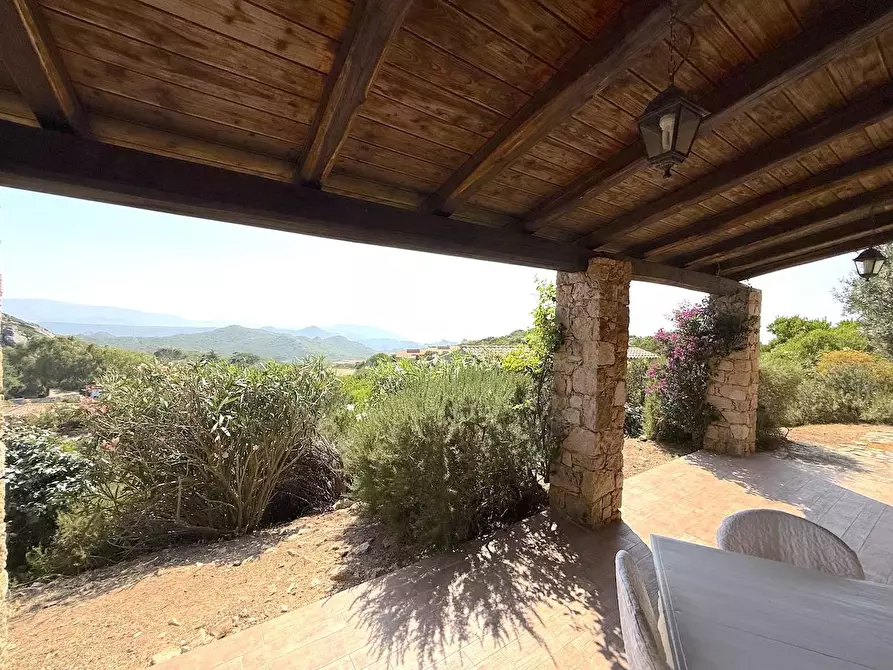 Immagine 18 di Villa in vendita  a Trinità D'agultu E Vignola