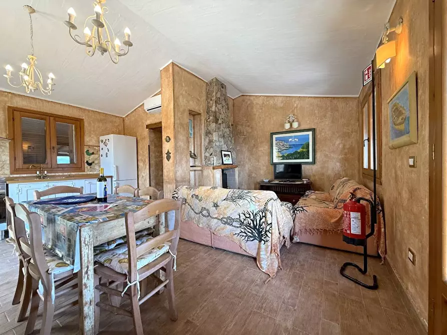 Immagine 26 di Villa in vendita  a Trinità D'agultu E Vignola