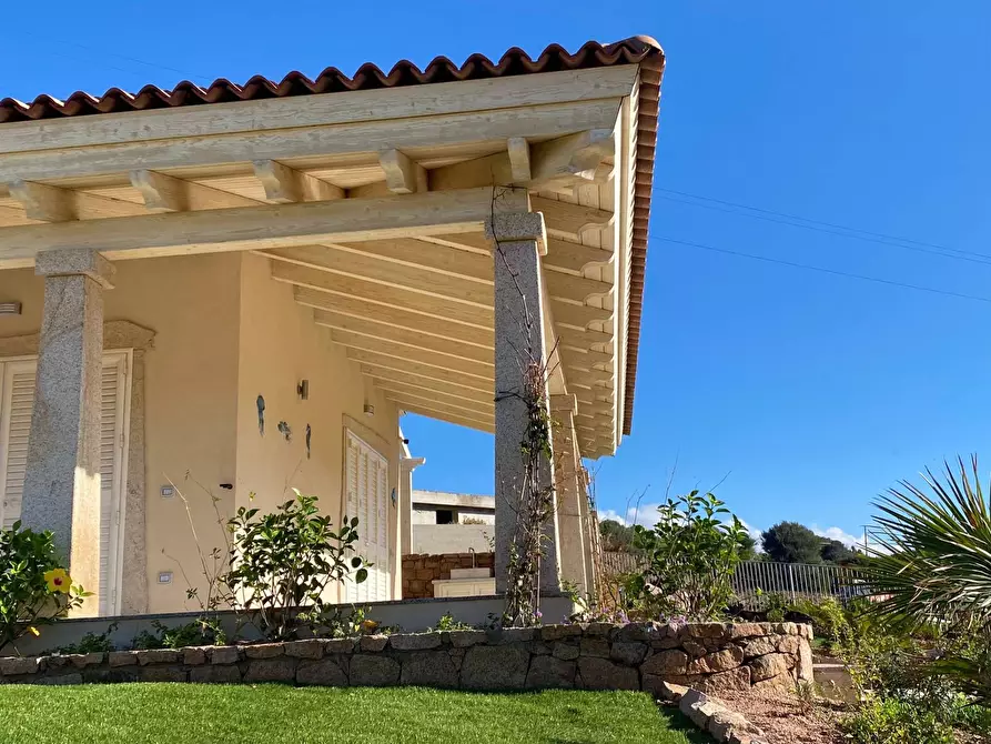 Immagine 4 di Villa in vendita  in Isola Rossa a Trinità D'agultu E Vignola