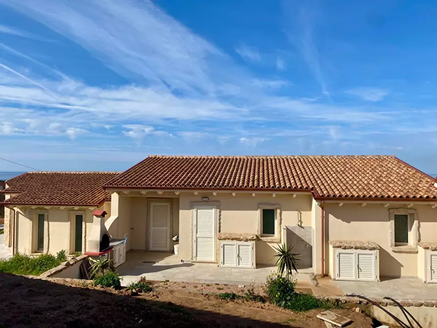 Immagine 10 di Villa in vendita  in Isola Rossa a Trinità D'agultu E Vignola