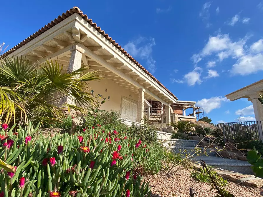 Immagine 3 di Villa in vendita  in Isola Rossa a Trinità D'agultu E Vignola