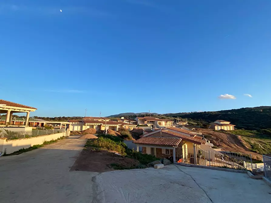 Immagine 15 di Villetta a schiera in vendita  in Isola Rossa a Trinità D'agultu E Vignola