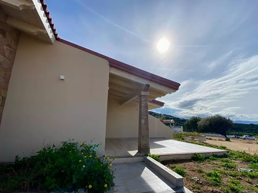 Immagine 10 di Villetta a schiera in vendita  in Isola Rossa a Trinità D'agultu E Vignola