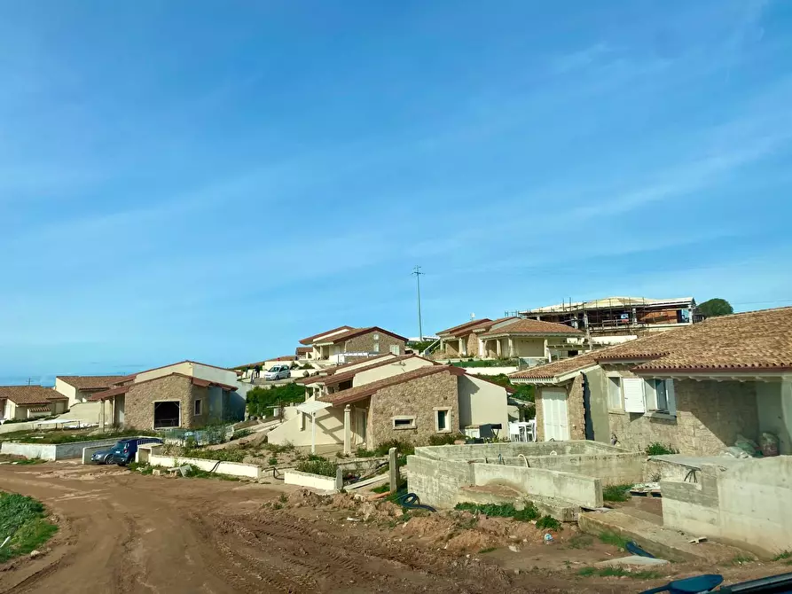 Immagine 11 di Villetta a schiera in vendita  in isola rossa a Trinità D'agultu E Vignola