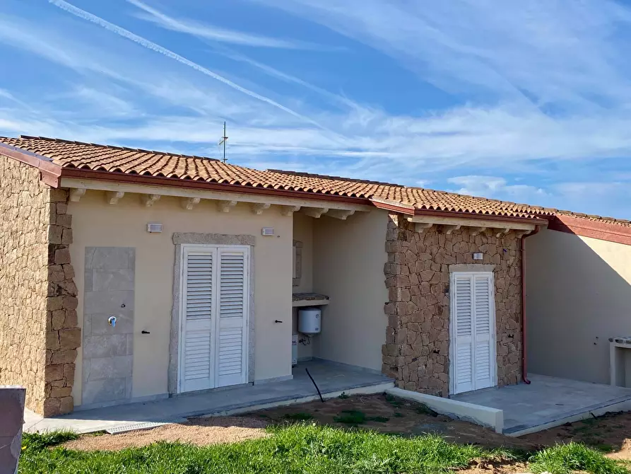 Immagine 8 di Villa in vendita  in Isola Rossa a Trinità D'agultu E Vignola