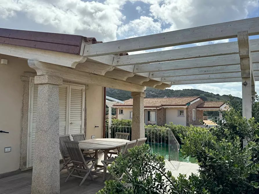 Immagine 14 di Villa in vendita  a Trinità D'agultu E Vignola