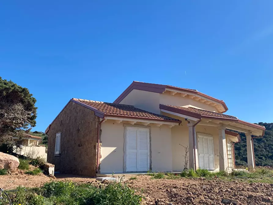 Immagine 3 di Villetta a schiera in vendita  a Trinità D'agultu E Vignola