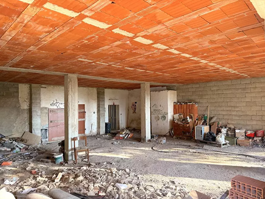 Immagine 19 di Palazzo in vendita  in Via Mare sn a Badesi