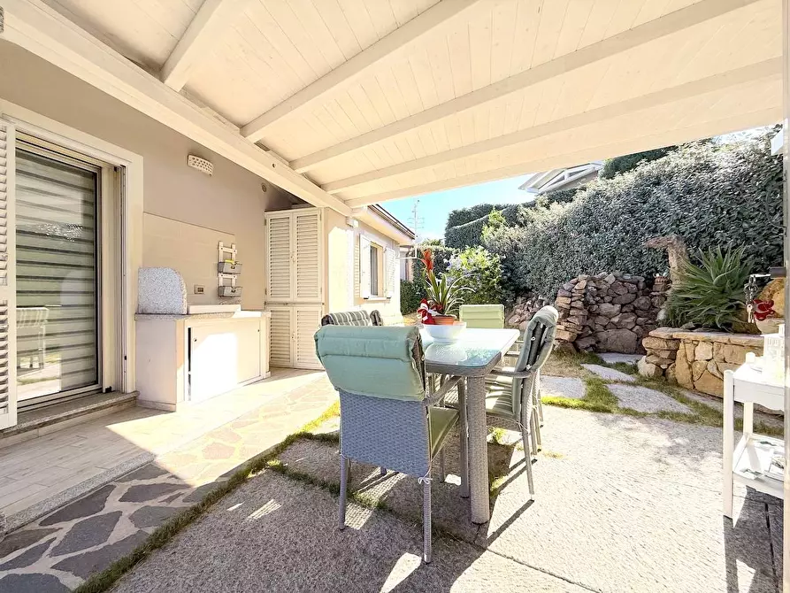 Immagine 3 di Villa in vendita  in Via mare sn a Badesi